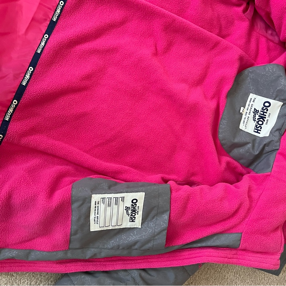 Oshkosh Girls Winter Coat Gray and Pink Size 14 - Like New Condition - Picture 3 of 9